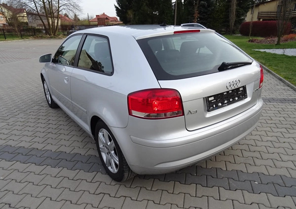 Audi A3 cena 19900 przebieg: 235000, rok produkcji 2007 z Rawa Mazowiecka małe 529